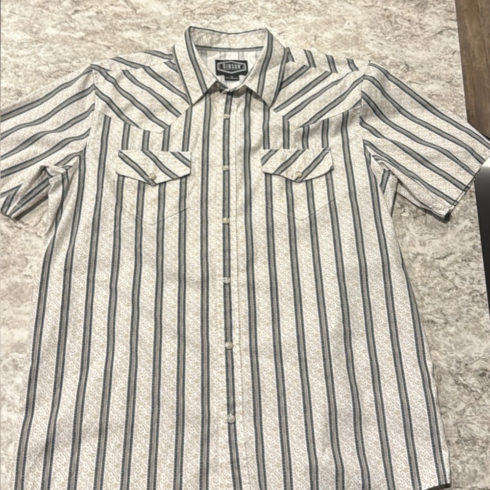 Mens Gibson classic pearl snap shirt size M